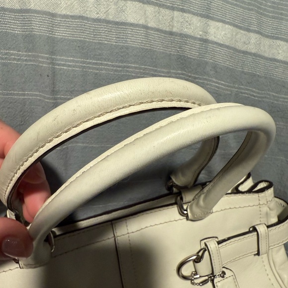 Coach Leather Shoulder Bag White Small - Picture 7 of 11